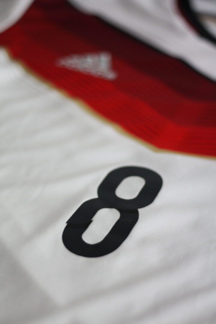 Deutschland - Özil 8 – Bild 4