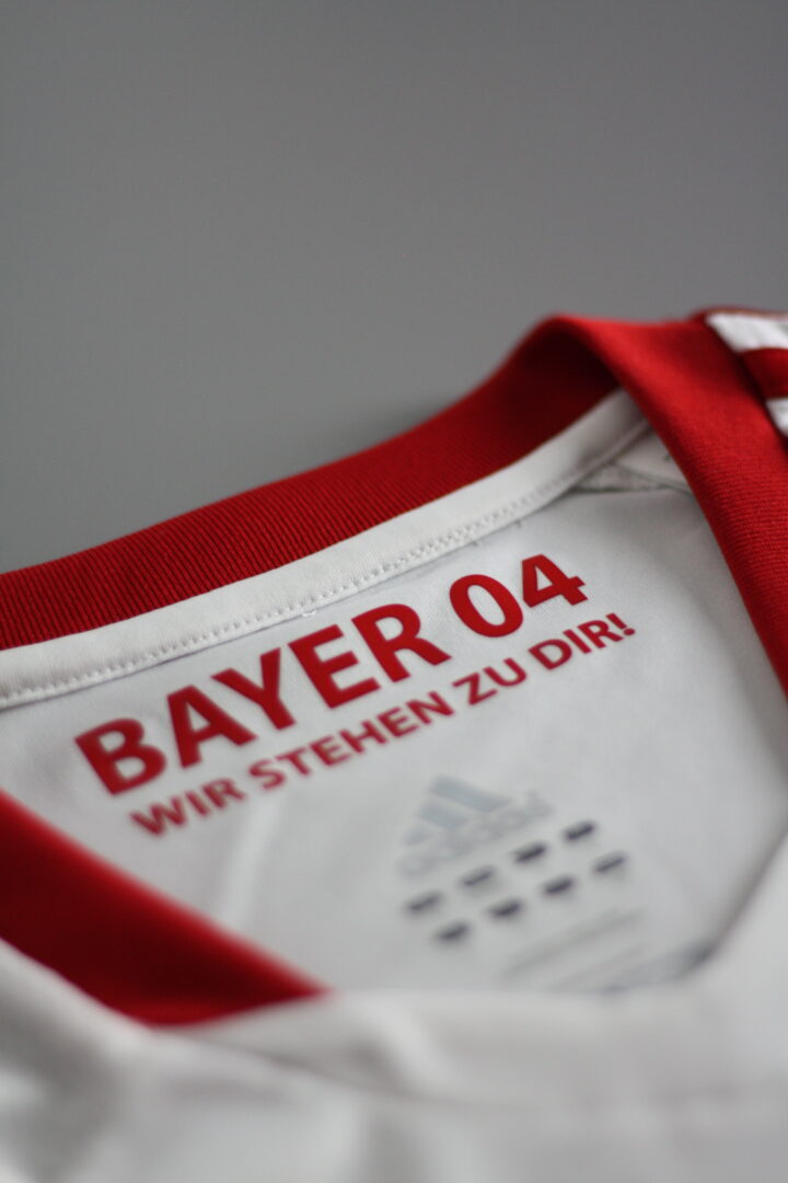 Bayer 04 Leverkusen - Away 11/12 – Bild 5