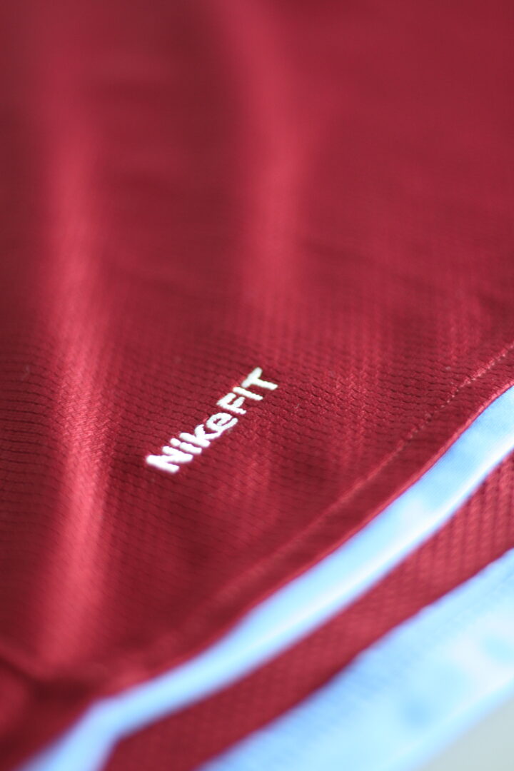 Aston Villa - Home 09/10 – Bild 7