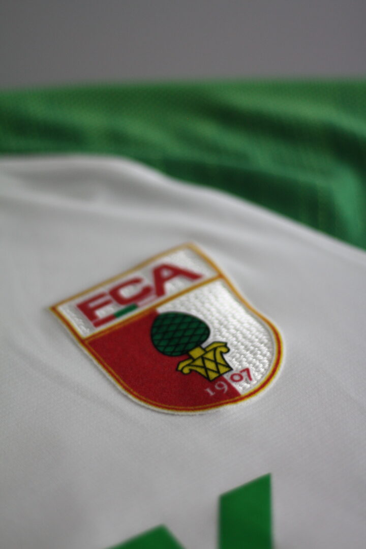FC Augsburg - Finnbogason 27 – Bild 4