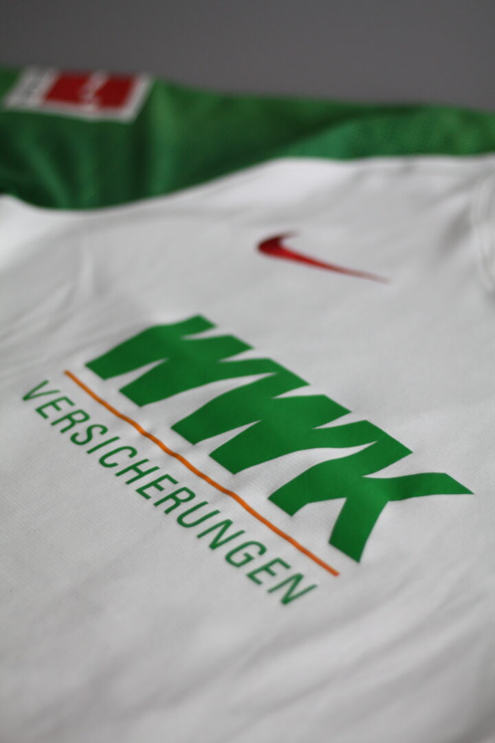 FC Augsburg - Finnbogason 27 – Bild 3