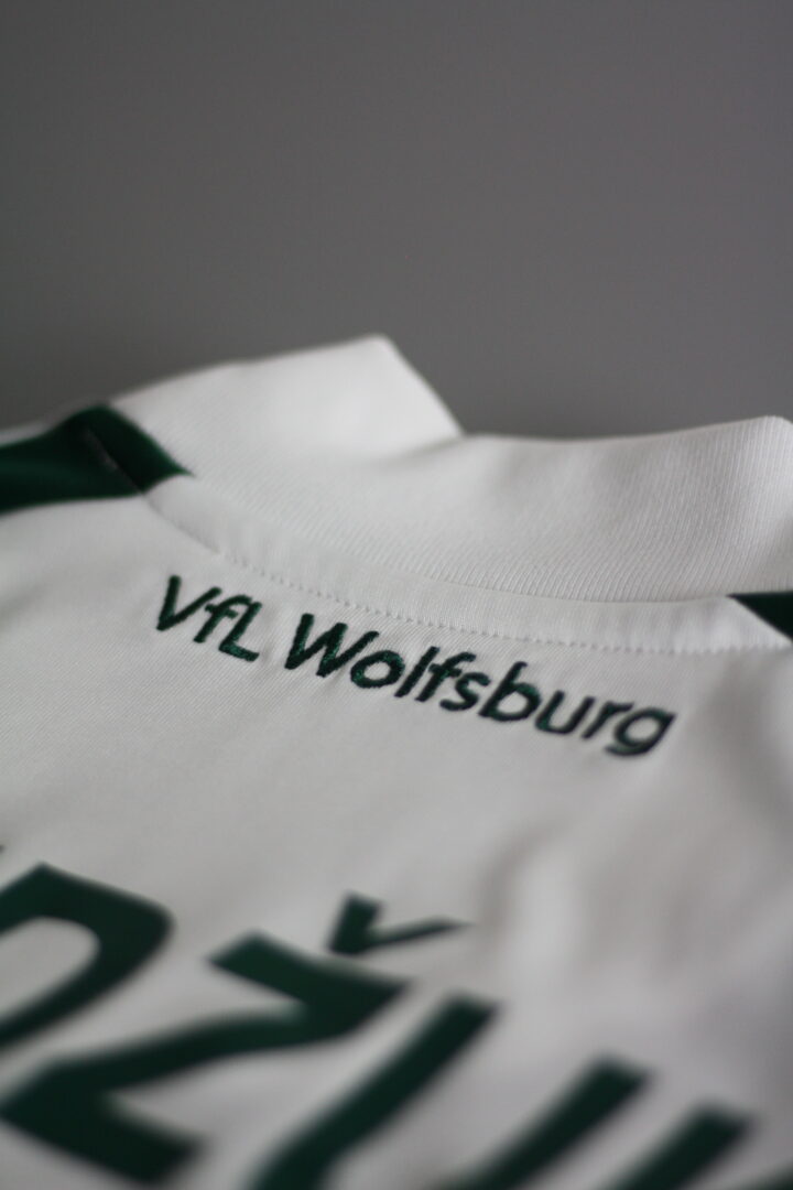 VfL Wolfsburg - Mandzukic 18 – Bild 6