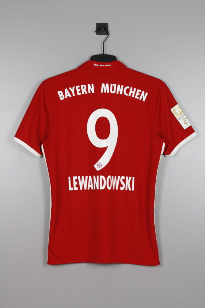 FC Bayern München - Lewandowski 9 – Bild 2